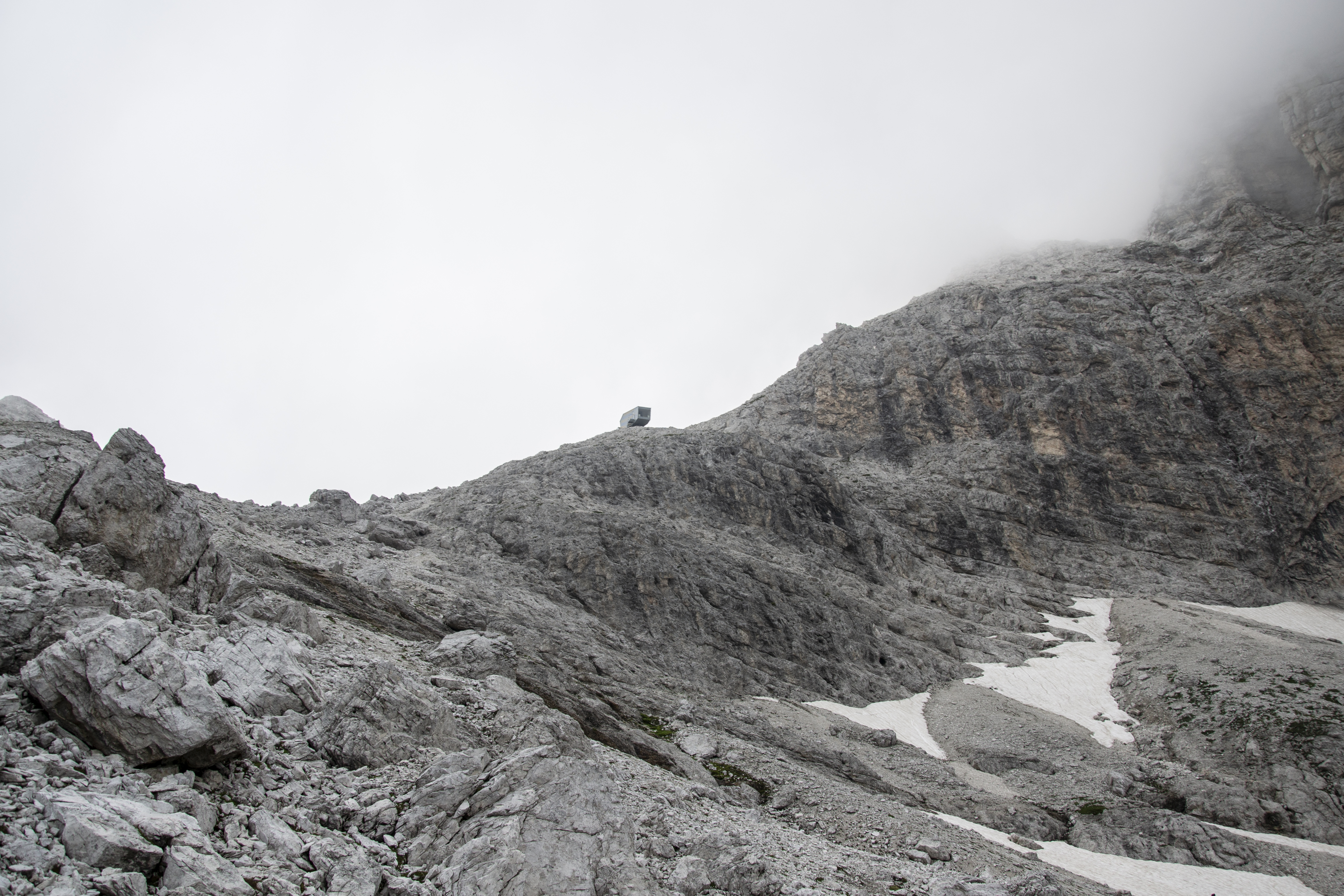 Petrarca-hut_0